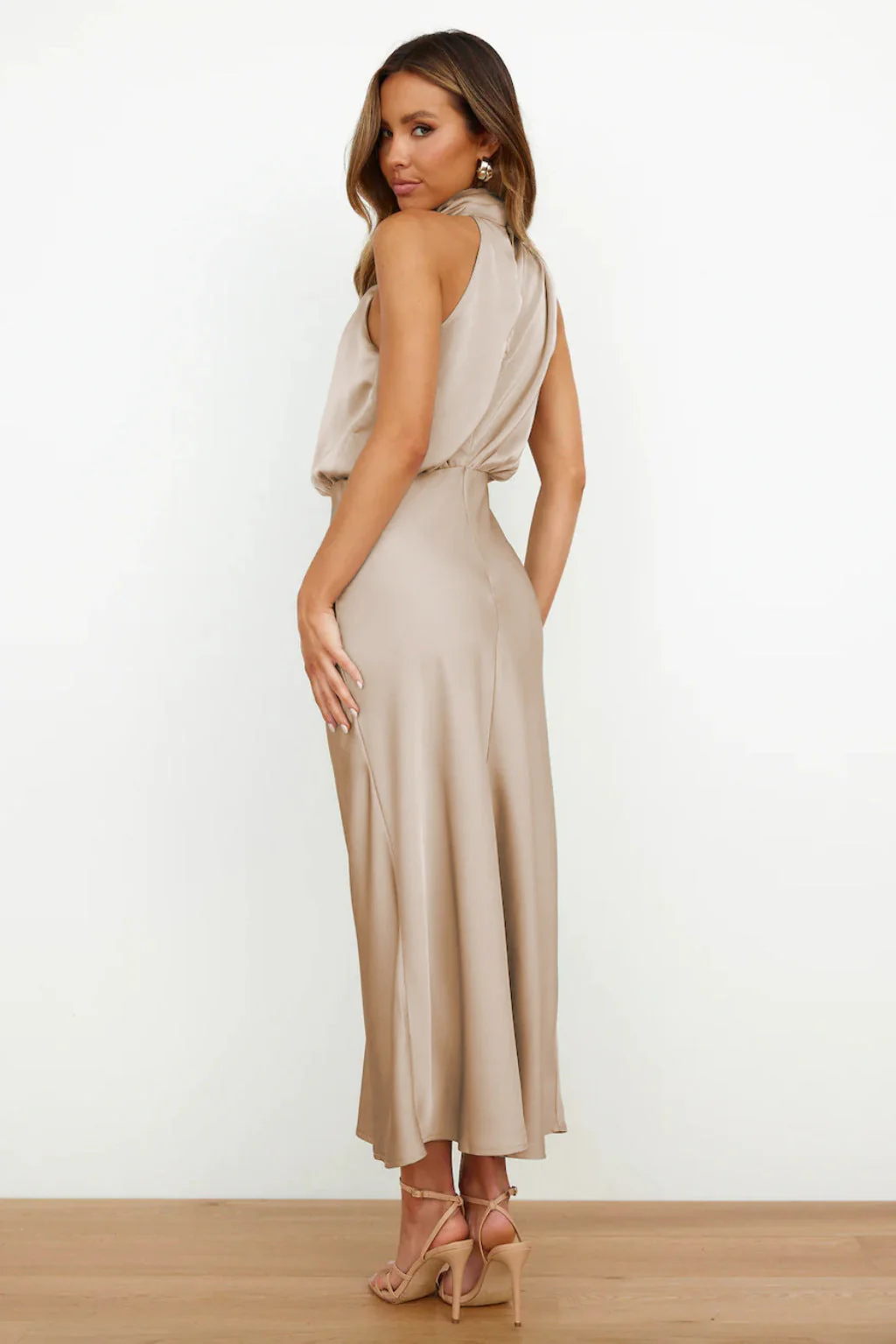 Amélie - Robe de soirée satinée - Halter - Image 2