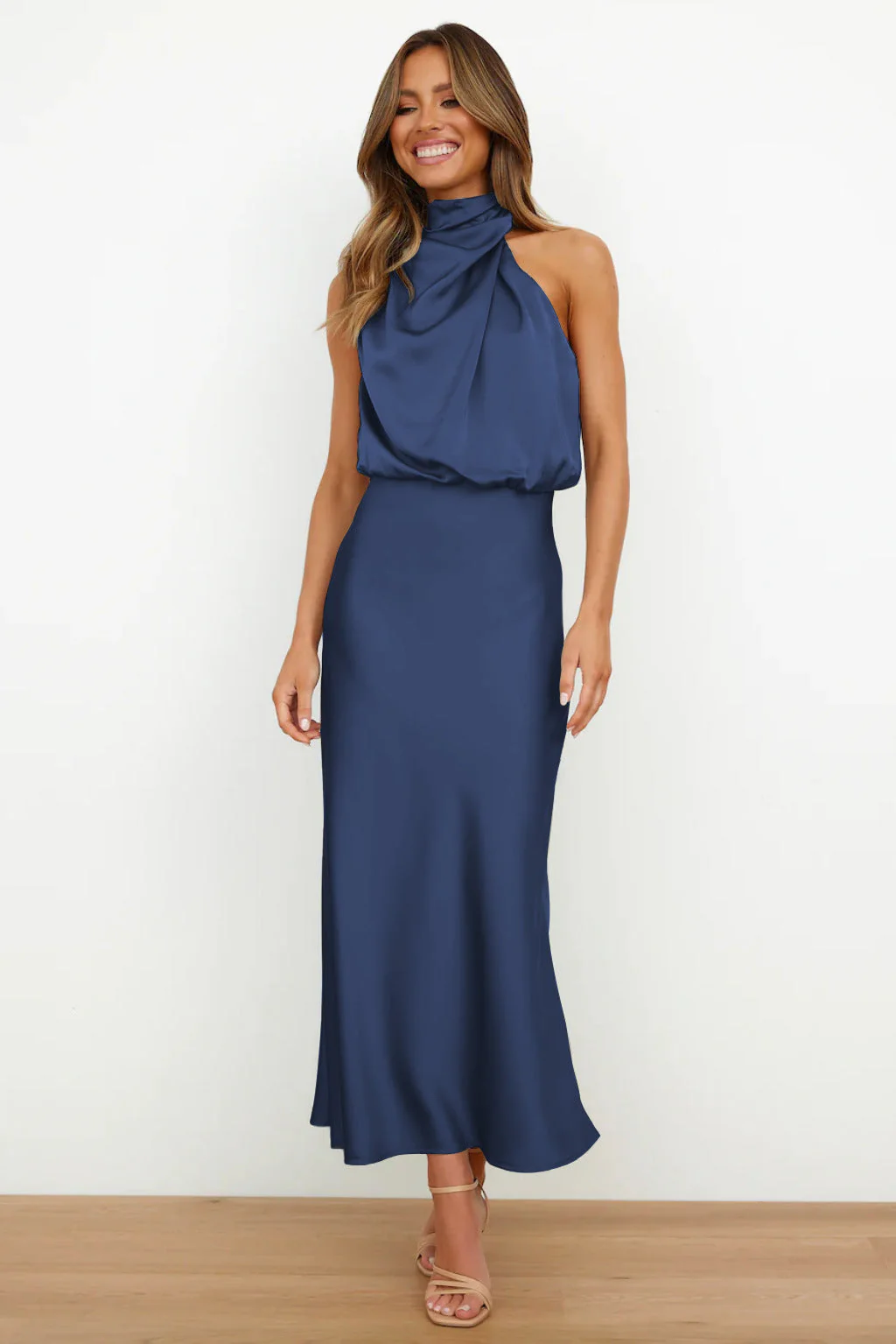 Amélie - Robe de soirée satinée - Halter - Image 8