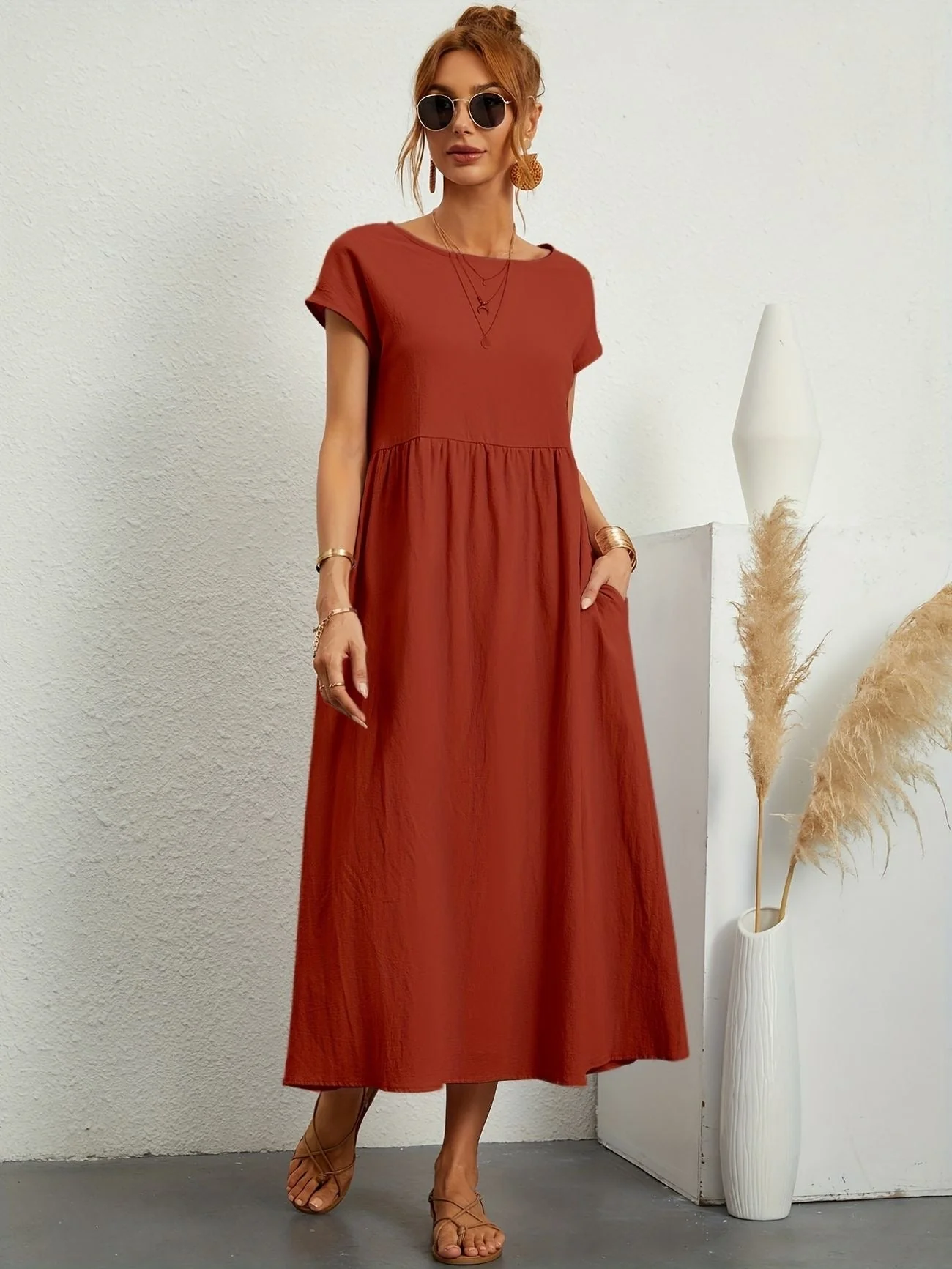 Camille - Robe femme élégante - Col rond - Coupe flatteuse - Image 12