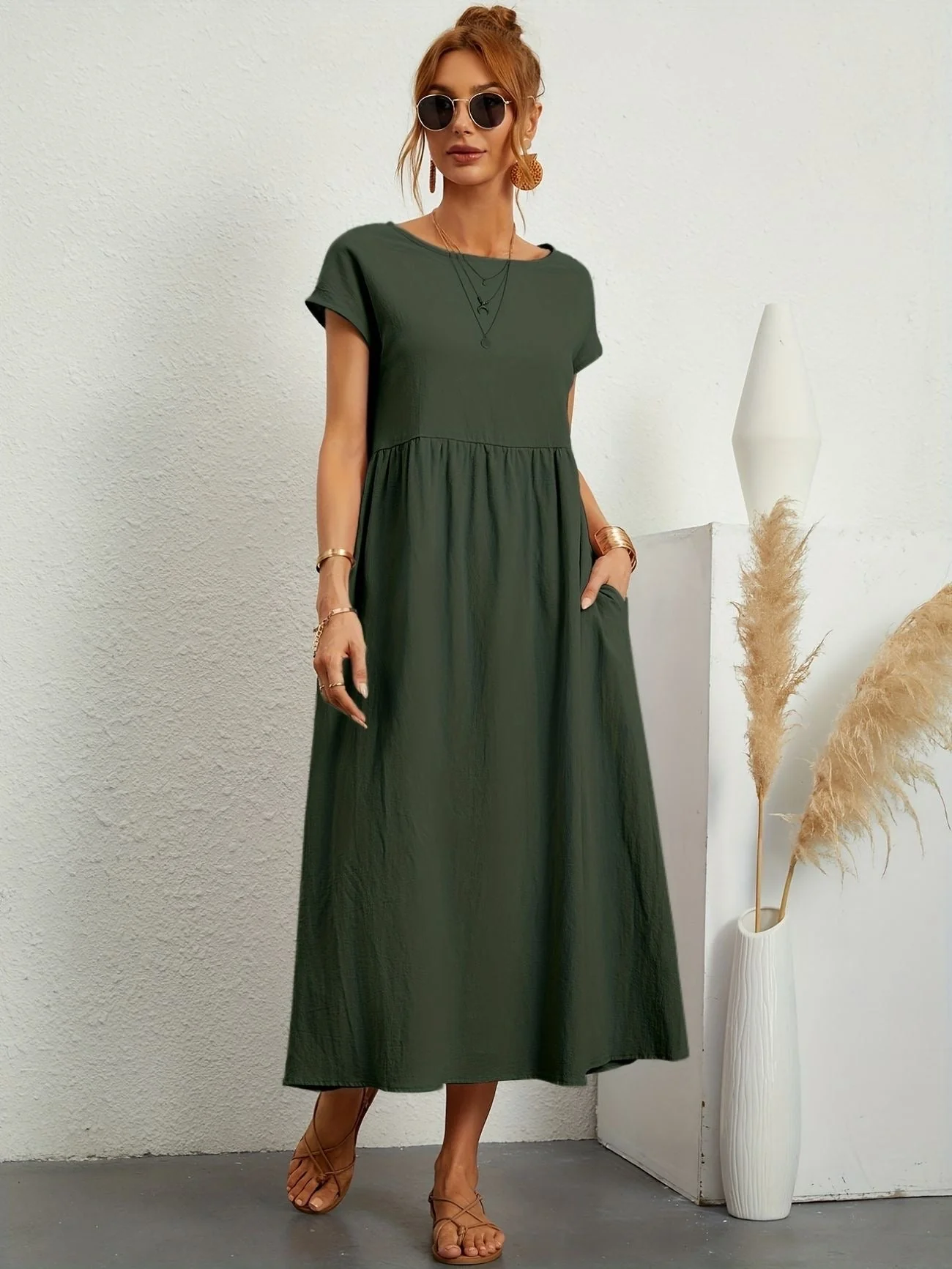 Camille - Robe femme élégante - Col rond - Coupe flatteuse - Image 5
