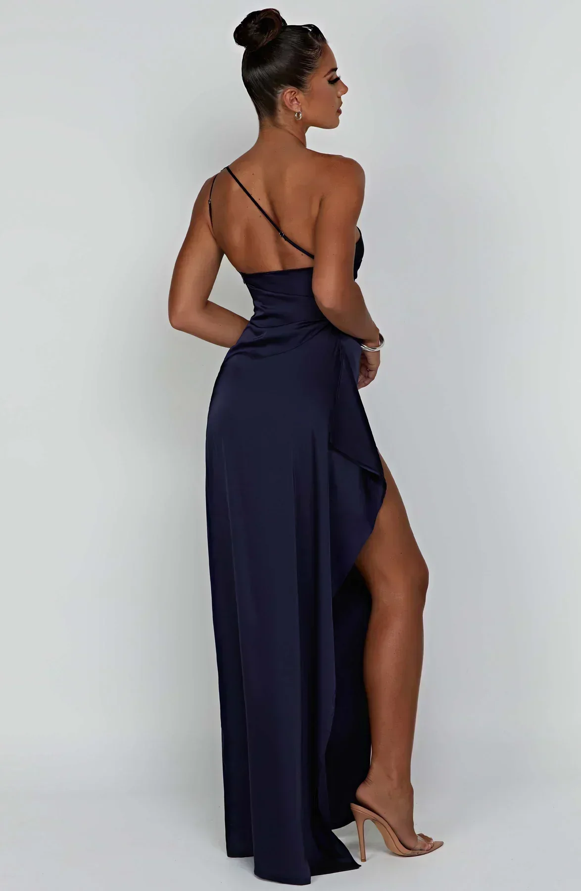 Jaida - Robe de soirée élégante asymétrique fendue femme chic - Image 8