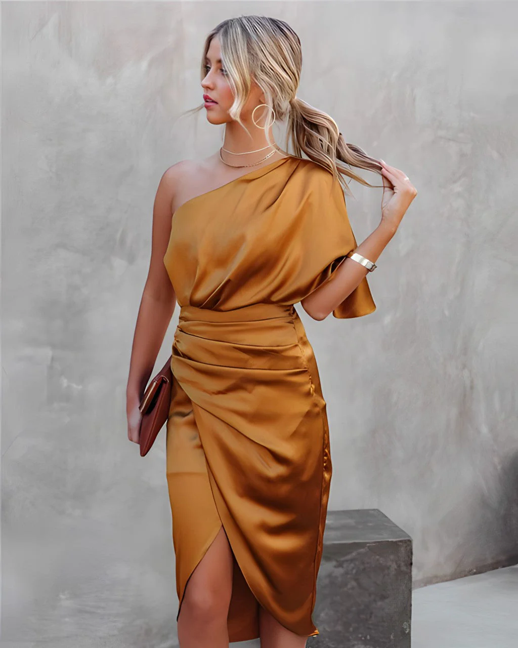 Suzy - Robe de soirée en soie - Fines bretelles - Image 16