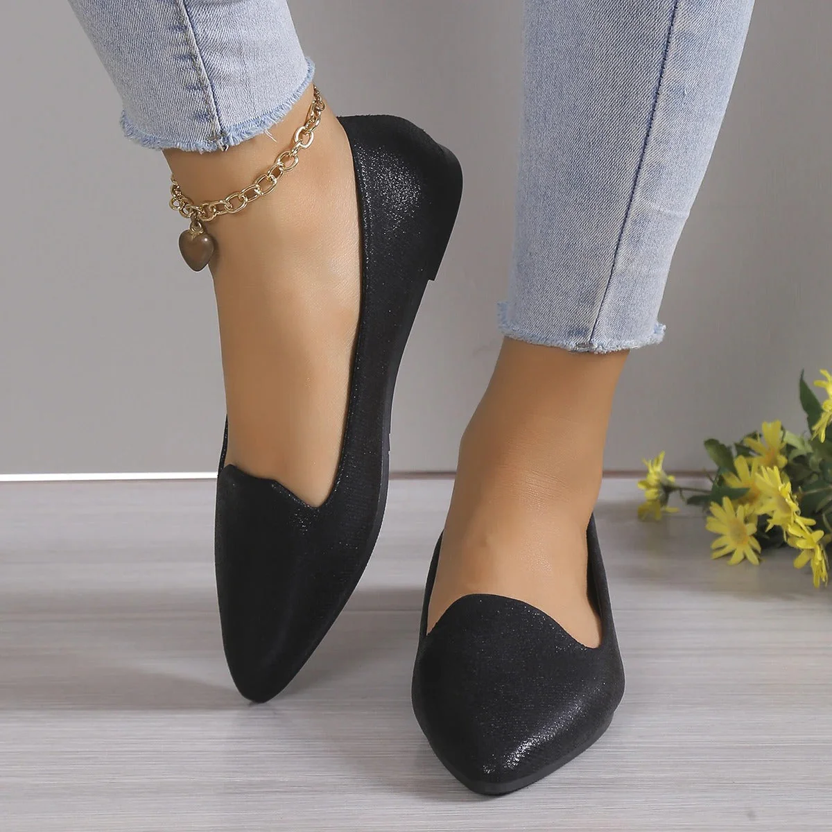 Ballerines pour femmes | Bout pointu, ajustement extensible | Chaussures confortables et élégantes - Image 2